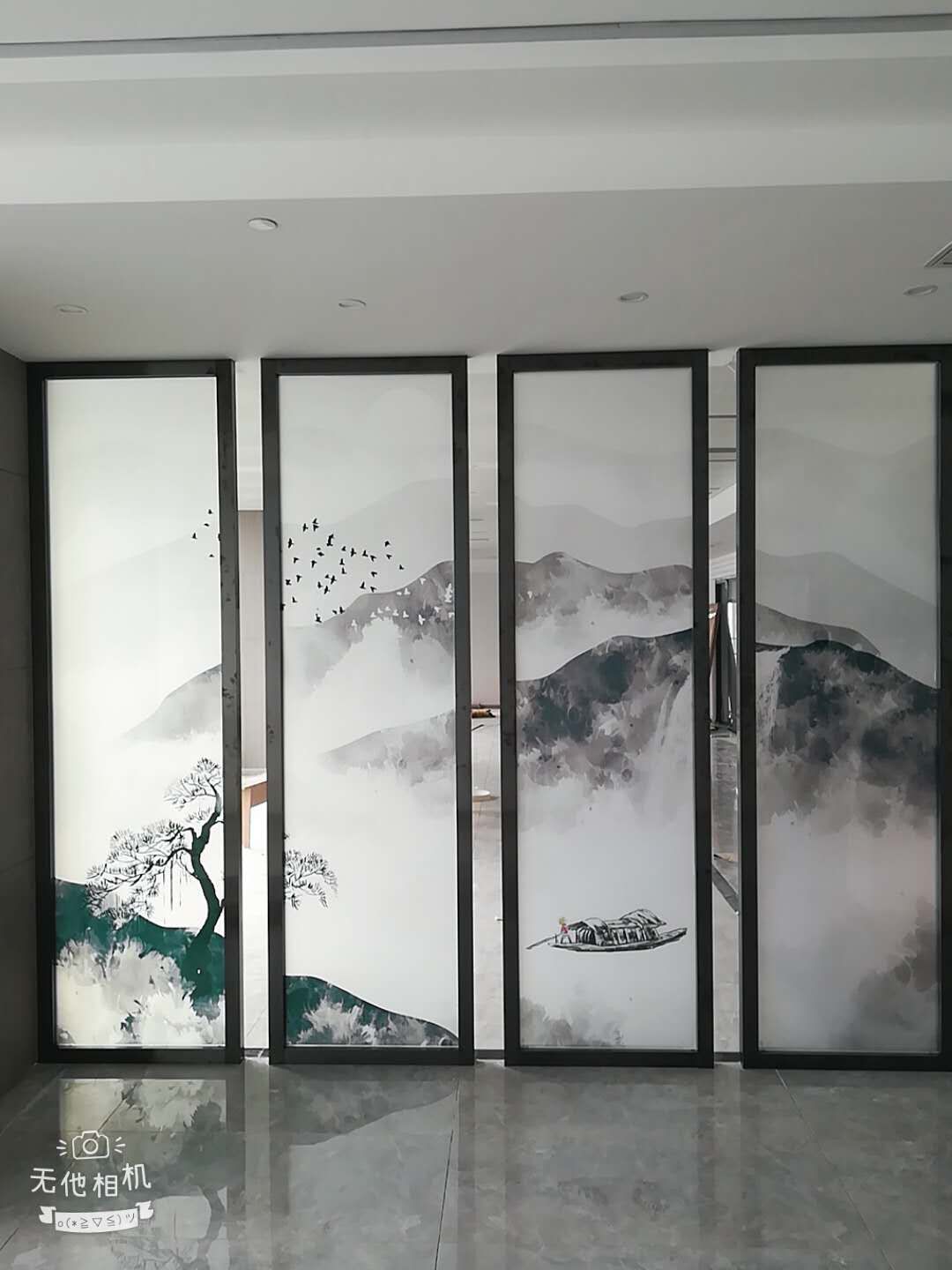 玻璃幕墻壁畫(huà)